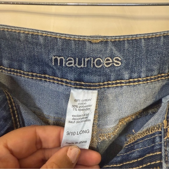 Maurices Woman’s Mid-Rise Medium Wash Bootcut Jeans — 9/10 Long - Picture 13 of 13